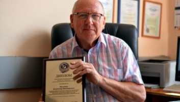 Заслуженный инженер-строитель о Сибстрине