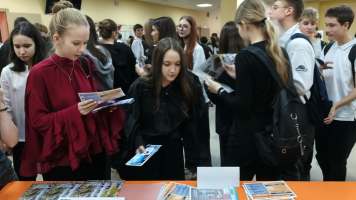 НГАСУ (Сибстрин) – участник мероприятия  «Ярмарка профессий 211»