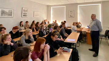 Студентам рассказали, как противостоять вовлечению в террористическую деятельность