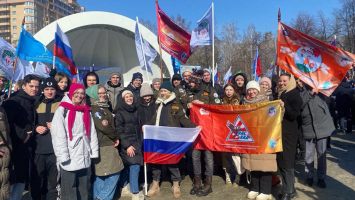 Студенты НГАСУ (Сибстрин) приняли участие в праздничном митинге, посвященном десятилетию воссоединения Крыма с Россией