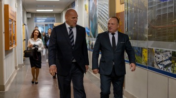 В НГАСУ (Сибстрин) состоялась встреча с сенатором РФ, трехкратным Олимпийским чемпионом Александром Карелиным