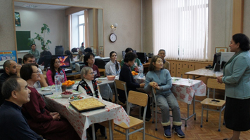 В кругу друзей всегда веселей: на кафедре Русского языка прошел праздничный вечер для иностранных студентов