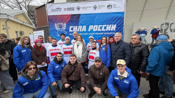 Студенты Сибстрина приняли участие в спортивном марафоне «Сила России» с Александром Карелиным