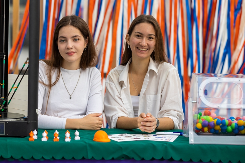 Bvrdcr0k3avxepZPqoq_GqpnF205FVKDmpjxY7aNt_Y7x4SMoVhlpRAsRmpLRVA (1)-800.jpg