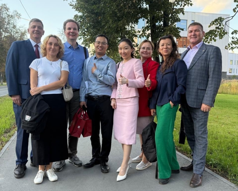 Совместное фото-800.jpg