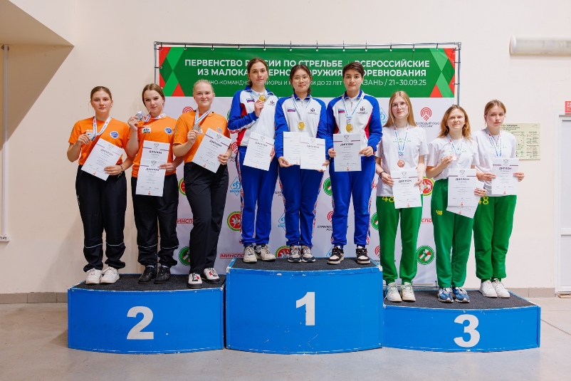 на пьедестале-800.jpg